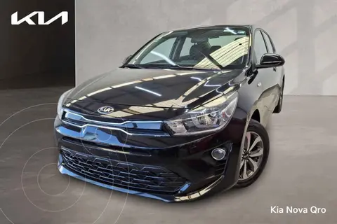 Kia Rio Sedan LX usado (2021) color Negro precio $235,000