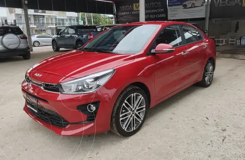 Kia Rio Sedan EX Aut usado (2023) color Rojo precio $295,000