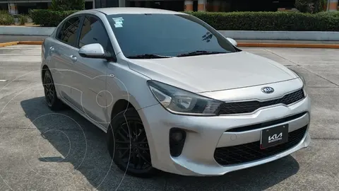 Kia Rio Sedan LX Aut usado (2020) color Gris precio $269,800