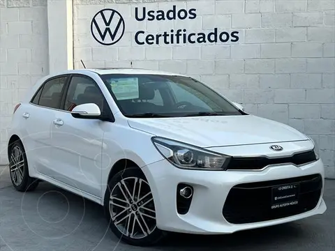 Kia Rio Sedan EX Pack Aut usado (2018) color Blanco precio $249,900