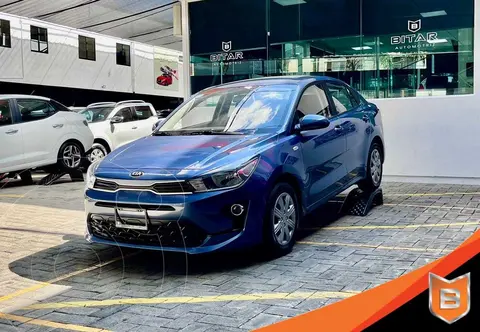 Kia Rio Sedan L  Aut usado (2021) color Azul financiado en mensualidades(enganche $51,980 mensualidades desde $6,147)