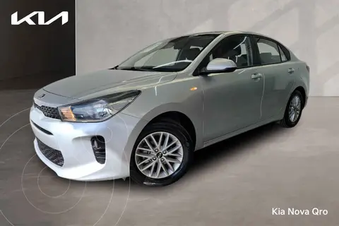 Kia Rio Sedan LX Aut usado (2018) color Plata financiado en mensualidades(enganche $62,675 mensualidades desde $5,380)