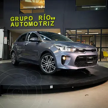 Kia Rio Sedan EX usado (2020) color Gris Oscuro precio $279,000