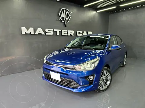 Kia Rio Sedan EX Aut usado (2023) color Azul Electrico precio $329,000