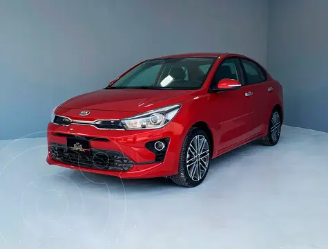 Kia Rio Sedan EX Aut usado (2021) color Rojo precio $249,000