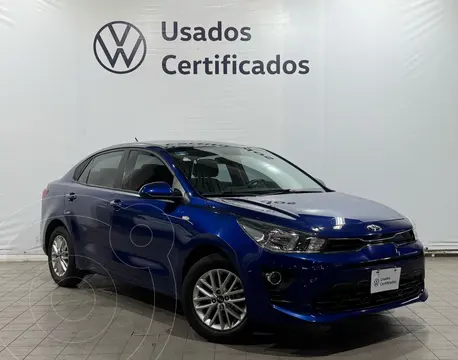 Kia Rio Sedan LX usado (2022) color Azul financiado en mensualidades(enganche $69,215 mensualidades desde $6,310)