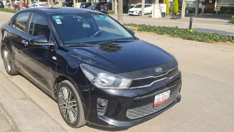 Kia Rio Sedan EX Pack Aut usado (2020) color Negro precio $192,500