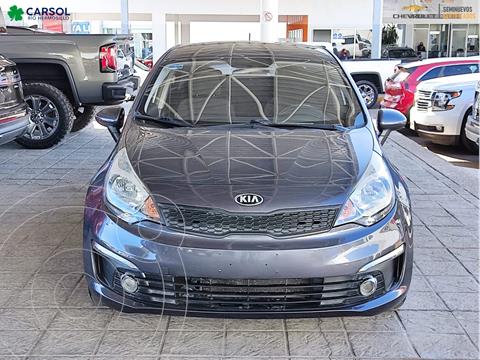 Kia Rio Sedan EX usado (2016) color Gris precio $159,000