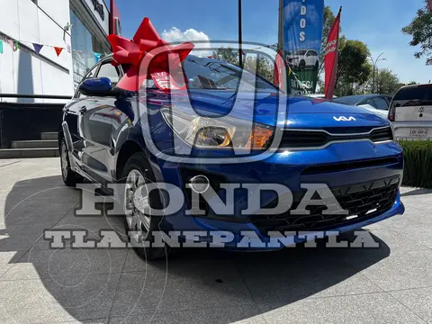 Kia Rio Sedan L  Aut usado (2023) color Azul precio $235,000
