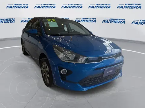 Kia Rio Sedan LX Aut usado (2022) color Azul precio $255,000
