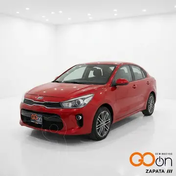 Kia Rio Sedan EX Aut usado (2020) color KIA FIRELY RED precio $229,000