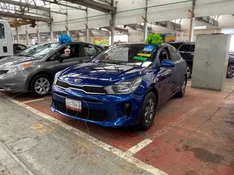 Kia Rio Sedan LX usado (2020) color Azul financiado en mensualidades(enganche $67,000 mensualidades desde $8,750)