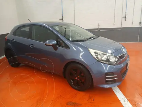 Kia Rio Sedan EX usado (2017) color Azul precio $185,000