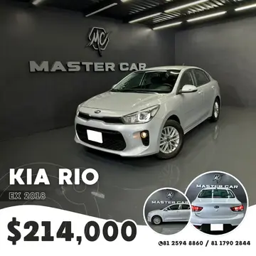 Kia Rio Sedan EX usado (2018) color plateado precio $214,000
