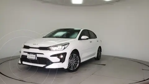 Kia Rio Sedan L  Aut usado (2022) color SNOW WHITE PEARL precio $305,675