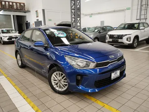 Kia Rio Sedan LX Aut usado (2020) color Azul precio $255,000