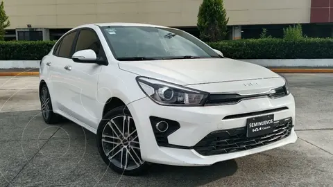 Kia Rio Sedan EX Aut usado (2022) color Blanco precio $299,800