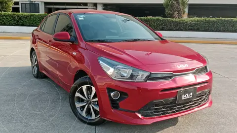 Kia Rio Sedan LX usado (2022) color Rojo precio $279,800
