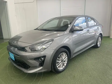 Kia Rio Sedan LX usado (2021) color Gris financiado en mensualidades(enganche $52,898 mensualidades desde $5,615)