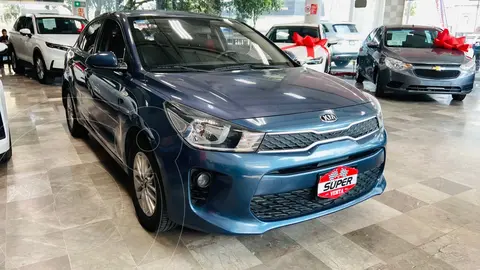 Kia Rio Sedan LX Aut usado (2018) color azul petrleo precio $217,000