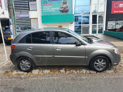 KIA Rio 1.6L Xcite usado (2010) color Gris precio $26.000.000