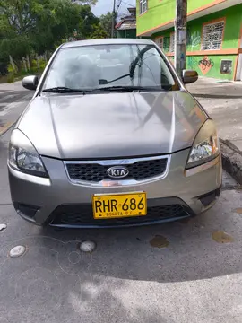 KIA Rio 1.6L Xcite Aut usado (2012) color Gris precio $30.000.000