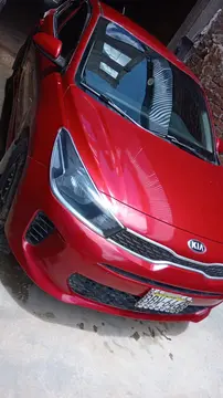 KIA Rio 1.4L EX usado (2018) color Rojo precio $9,300