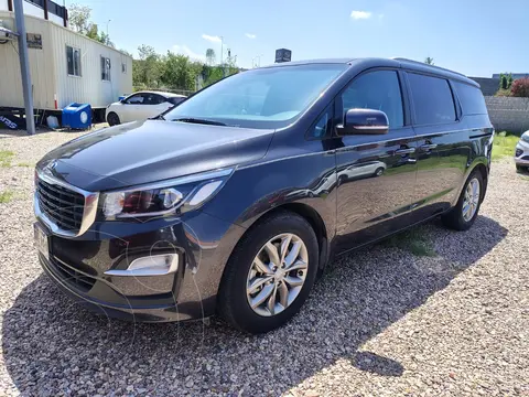 Kia Sedona EX usado (2020) color Gris Oscuro precio $395,000