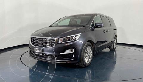 foto Kia Sedona EX Pack usado (2020) color Gris precio $632,999