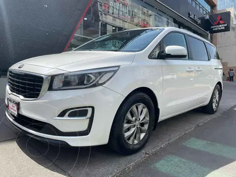 Kia Sedona LX usado (2020) color Blanco financiado en mensualidades(enganche $86,240 mensualidades desde $8,229)