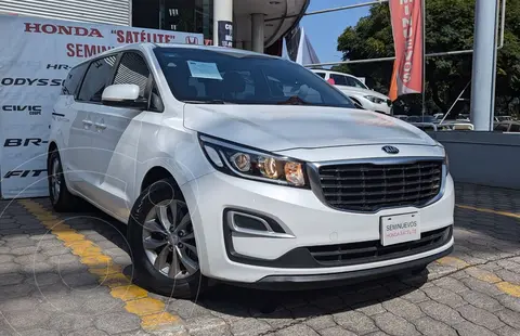 Kia Sedona LX usado (2019) color Blanco precio $335,000