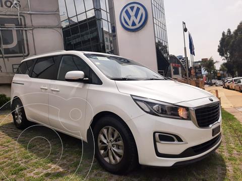 foto Kia Sedona LX usado (2020) color Blanco precio $459,500