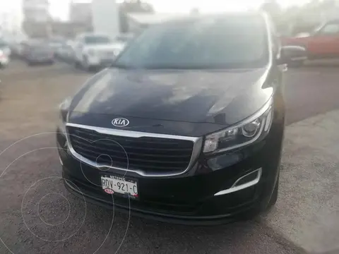 Kia Sedona LX usado (2019) color Negro precio $420,000