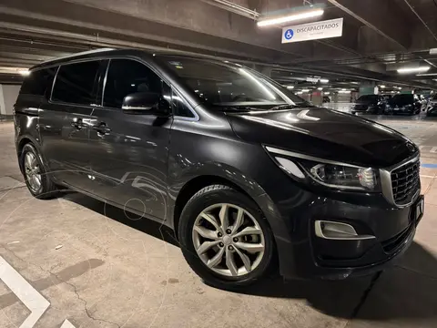 Kia Sedona EX Pack usado (2019) color Gris Oscuro precio $489,900