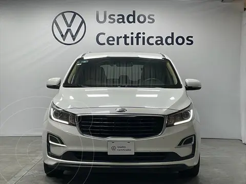 foto Kia Sedona LX usado (2019) color Blanco precio $379,000