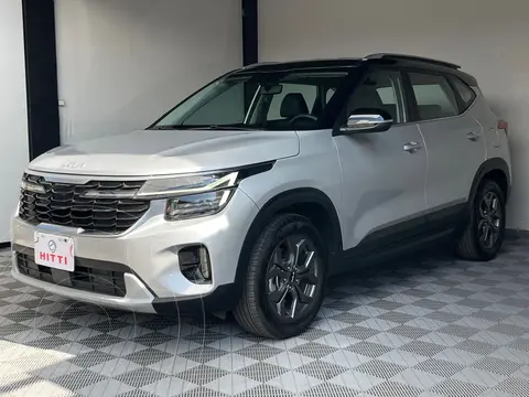 Kia Seltos EX Pack usado (2024) color Gris precio $408,000