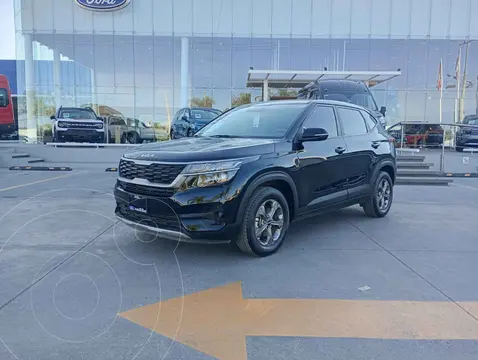 Kia Seltos EX Aut usado (2023) color Negro precio $339,000