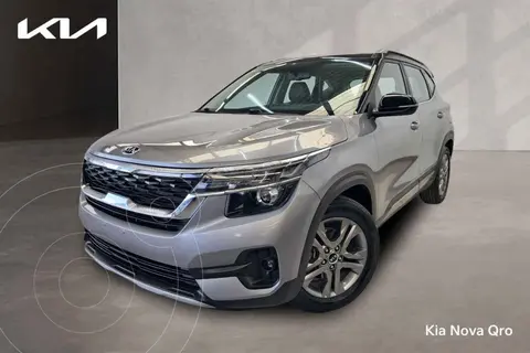 Kia Seltos EX Pack usado (2021) color Gris financiado en mensualidades(enganche $81,750 mensualidades desde $7,018)
