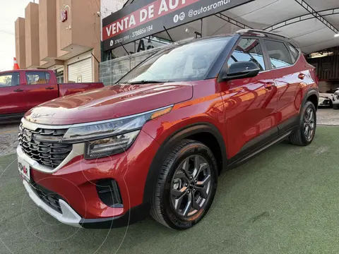 Kia Seltos EX Pack usado (2024) color Rojo precio $399,999