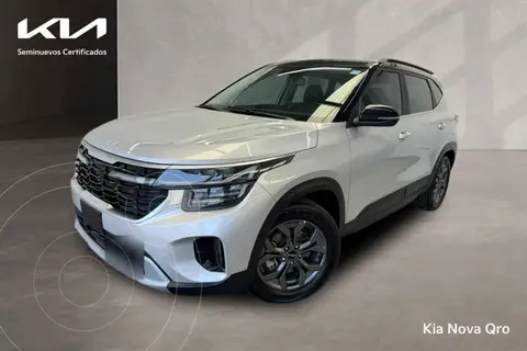 Kia Seltos EX Pack usado (2024) color Plata financiado en mensualidades(enganche $118,538 mensualidades desde $10,176)