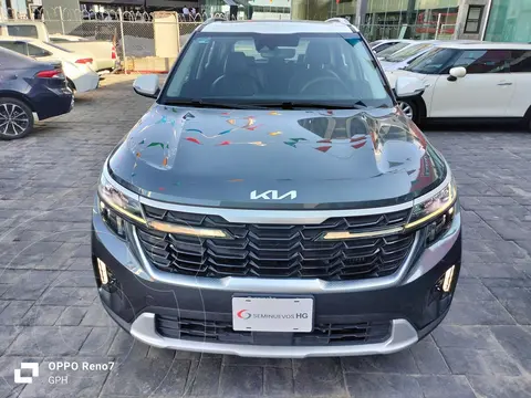 Kia Seltos SXL usado (2024) color Gris precio $498,000