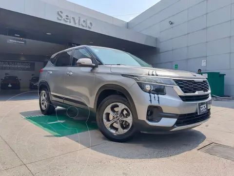 Kia Seltos EX Aut usado (2020) color Gris precio $289,000