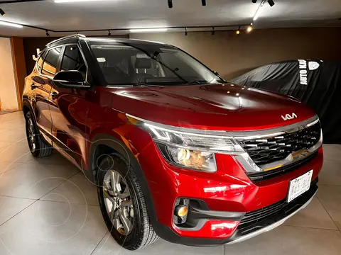 Kia Seltos EX Pack usado (2023) color Rojo precio $389,000