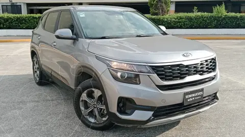Kia Seltos EX Aut usado (2021) color Gris financiado en mensualidades(enganche $77,474 mensualidades desde $8,915)