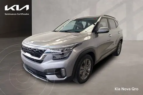 Kia Seltos SX usado (2023) color Gris precio $399,000