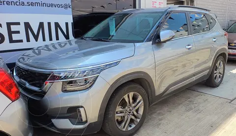 Kia Seltos EX Aut usado (2024) color Gris Hierro financiado en mensualidades(enganche $83,580 mensualidades desde $9,174)