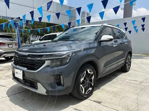 Kia Seltos SXL usado (2024) color Gris financiado en mensualidades(enganche $107,800 mensualidades desde $10,637)