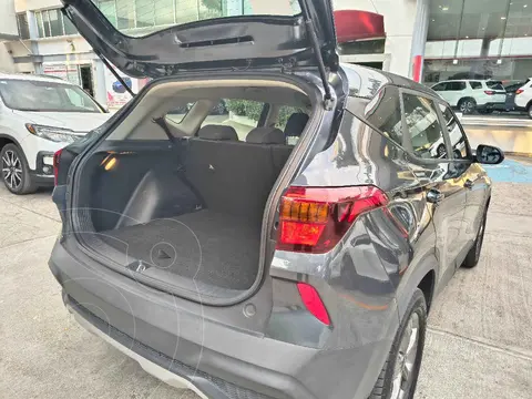 Kia Seltos EX Aut usado (2023) color Gris precio $326,000
