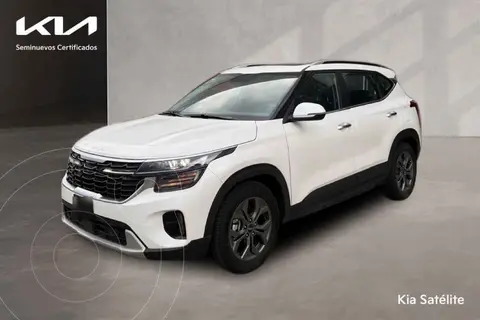 Kia Seltos SX usado (2025) color Blanco precio $500,000