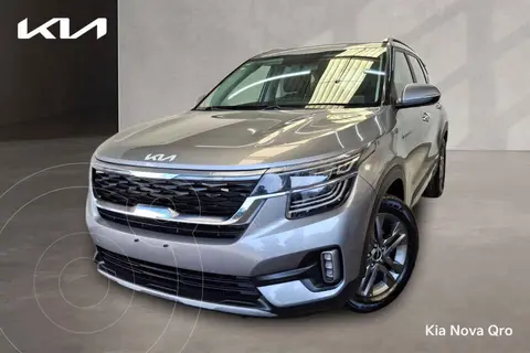 Kia Seltos SX usado (2023) color Gris financiado en mensualidades(enganche $107,638 mensualidades desde $9,240)